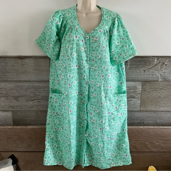 Casual Nights Snaps Front Closure House Dress Woven Houseco Size Medium (H1) - Picture 3 of 8